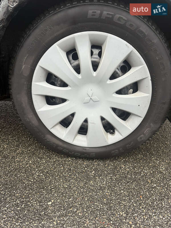 Седан Mitsubishi Lancer 2007 в Киеве