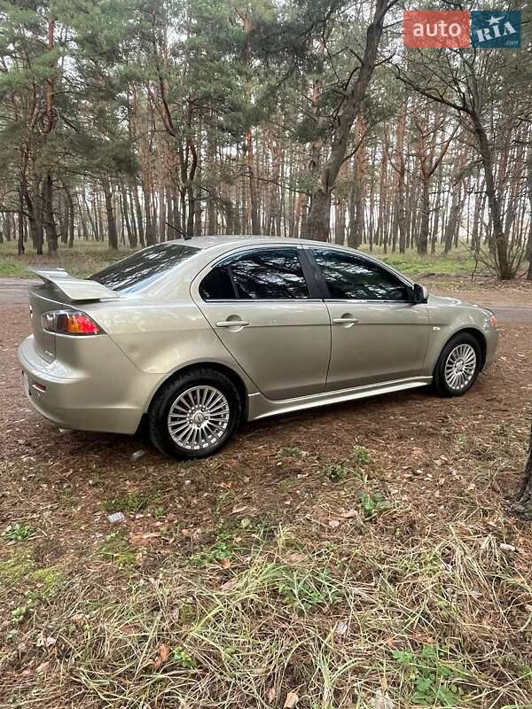 Седан Mitsubishi Lancer 2008 в Кременчуге