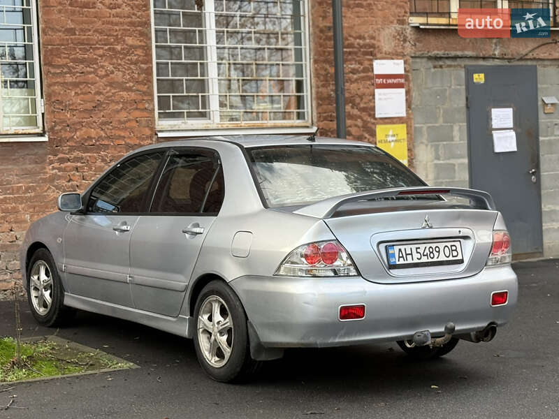 Седан Mitsubishi Lancer 2004 в Дніпрі фото 11 Седан Mitsubishi Lancer 2004 в Дніпрі
