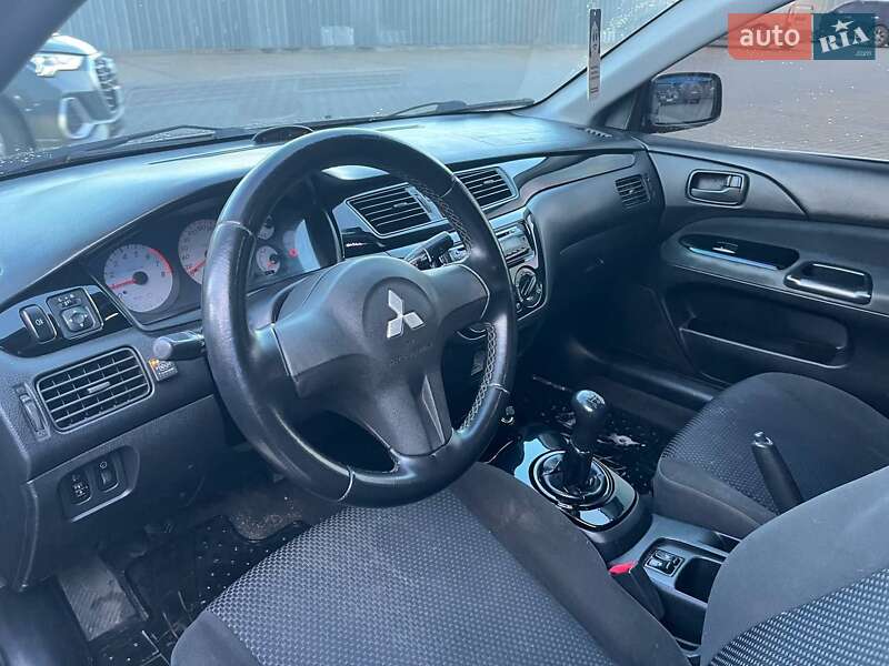 Седан Mitsubishi Lancer 2006 в Хмельницькому фото 9 Седан Mitsubishi Lancer 2006 в Хмельницькому