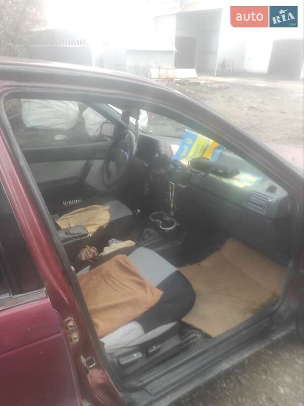 Седан Mitsubishi Lancer 1990 в Шаргороді