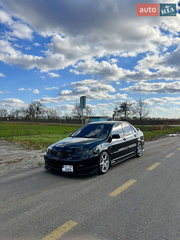 Седан Mitsubishi Lancer 2006 в Гайсину