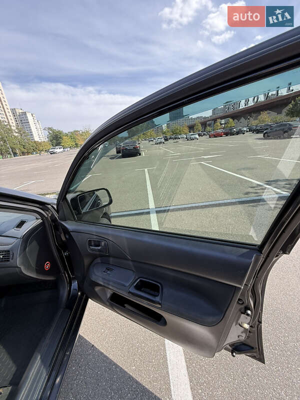 Седан Mitsubishi Lancer 2008 в Киеве