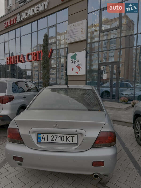 Седан Mitsubishi Lancer 2006 в Ирпене