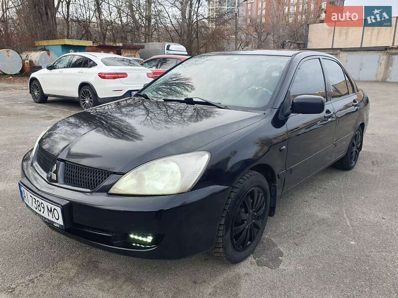 Седан Mitsubishi Lancer 2006 в Киеве