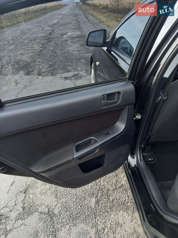 Седан Mitsubishi Lancer 2008 в Кременце