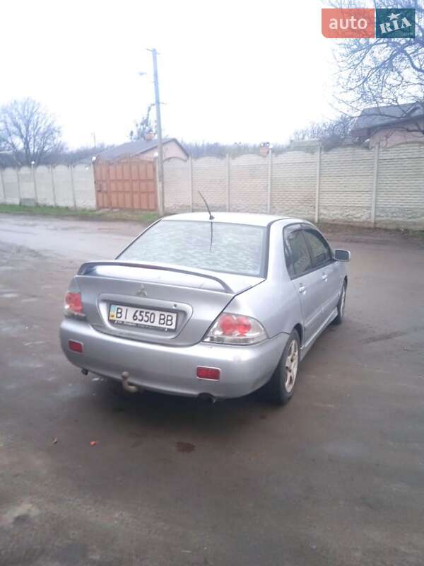 Седан Mitsubishi Lancer 2004 в Харкові