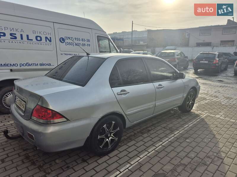 Седан Mitsubishi Lancer 2006 в Чернівцях