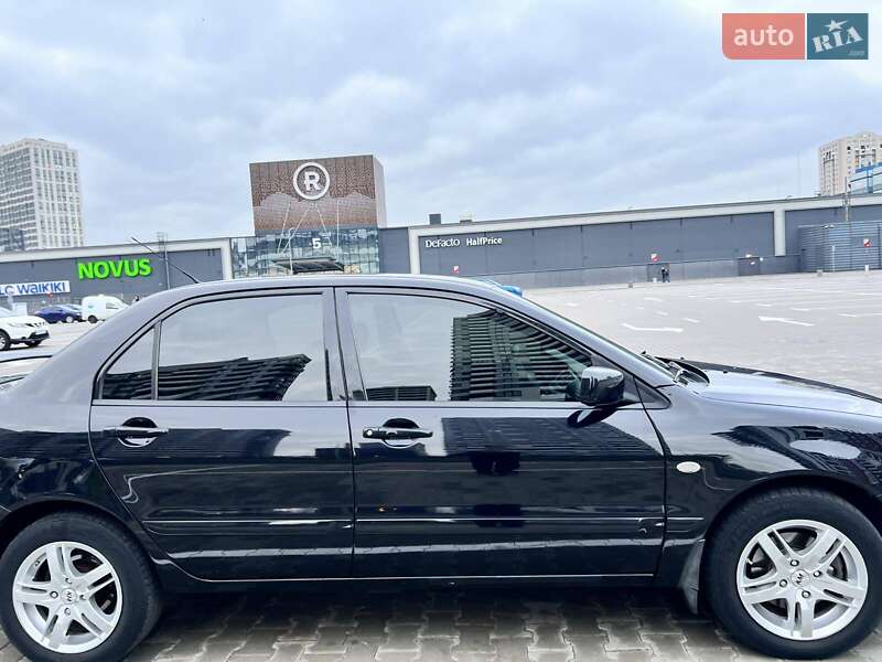 Седан Mitsubishi Lancer 2008 в Києві