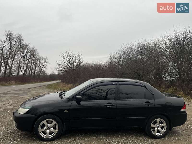 Седан Mitsubishi Lancer 2007 в Кам'янець-Подільському фото 3 Седан Mitsubishi Lancer 2007 в Кам'янець-Подільському