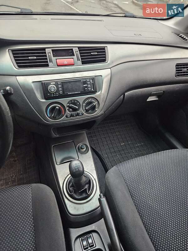 Седан Mitsubishi Lancer 2007 в Виннице
