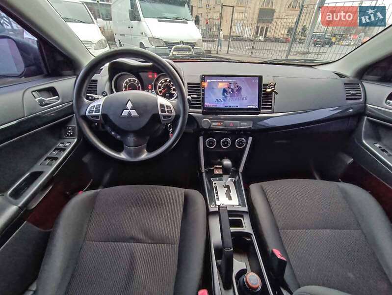 Седан Mitsubishi Lancer 2016 в Харкові