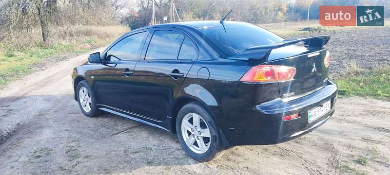 Седан Mitsubishi Lancer 2008 в Ичне