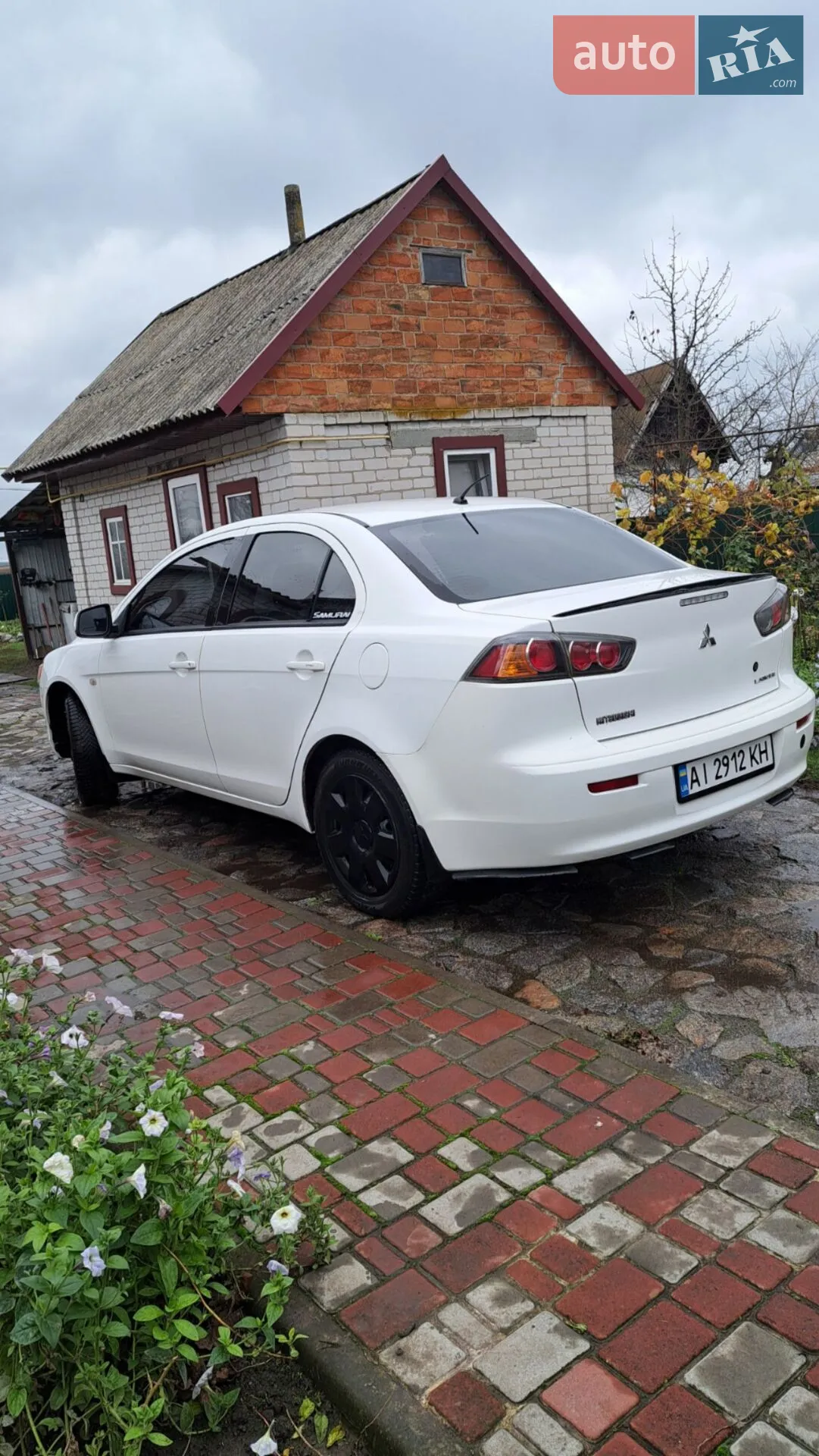2011 Mitsubishi Lancer - мініатюра 9