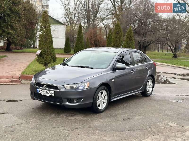 Хетчбек Mitsubishi Lancer 2009 в Києві