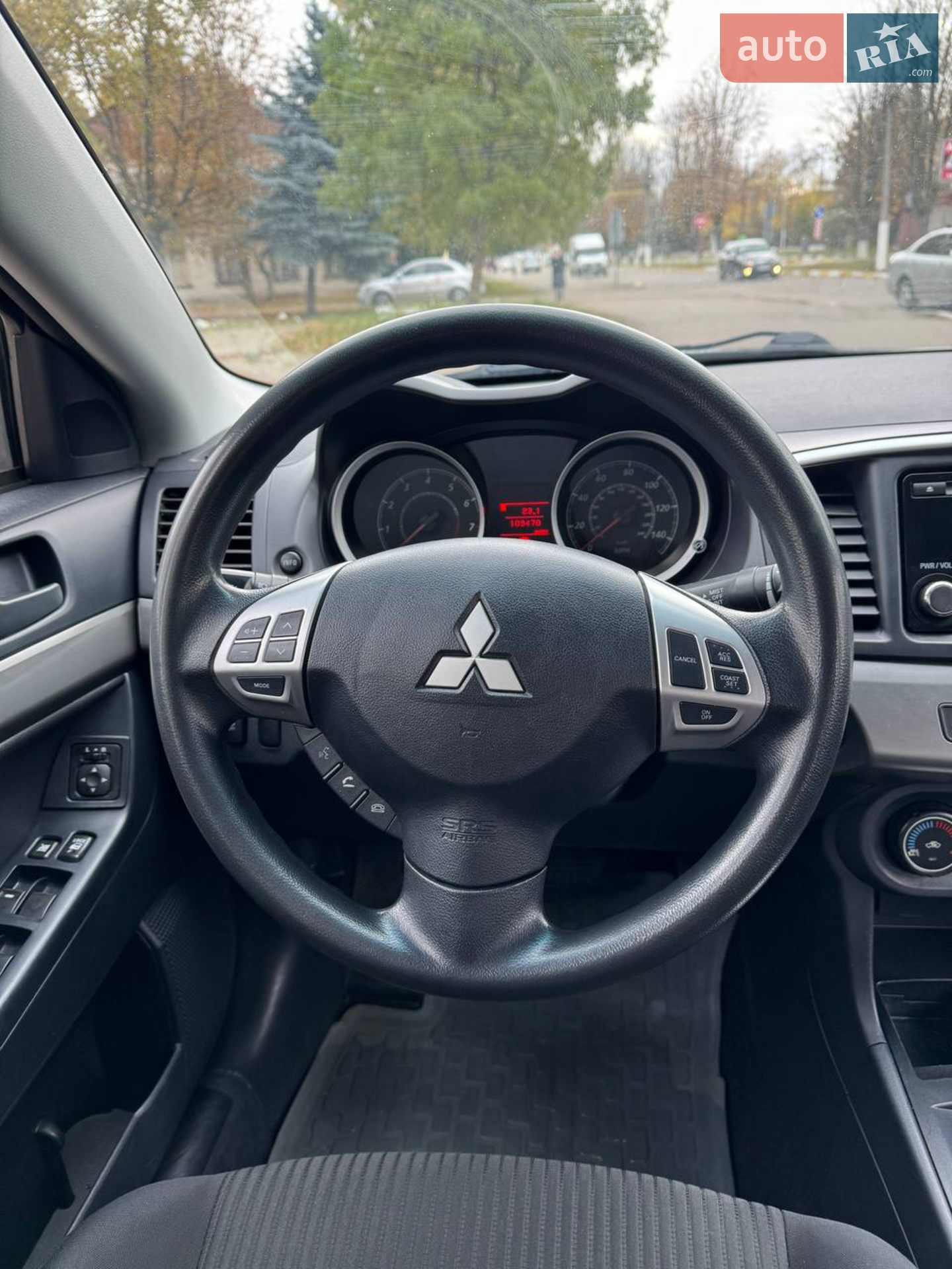 2013 Mitsubishi Lancer - мініатюра 17