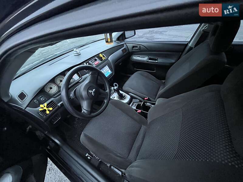 Седан Mitsubishi Lancer 2006 в Бару