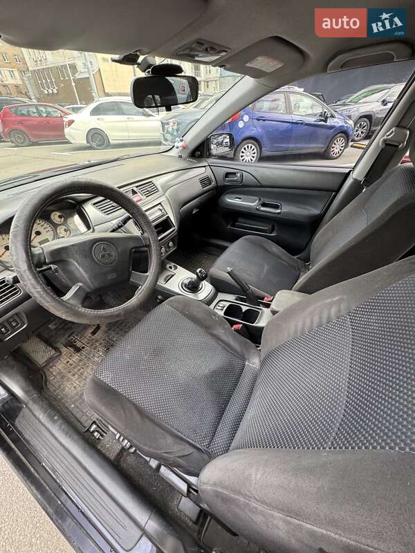 Седан Mitsubishi Lancer 2006 в Києві