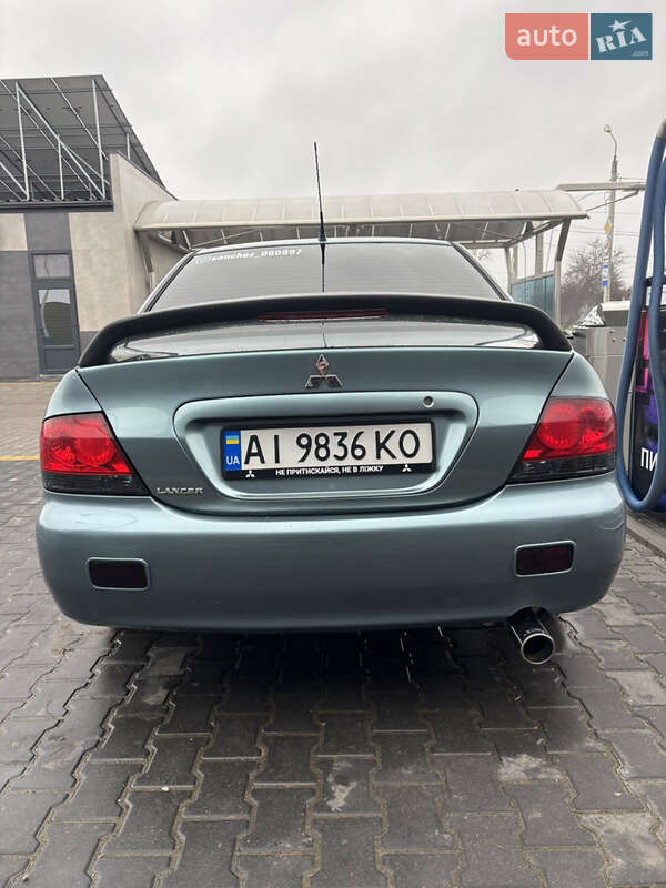Седан Mitsubishi Lancer 2006 в Миколаєві