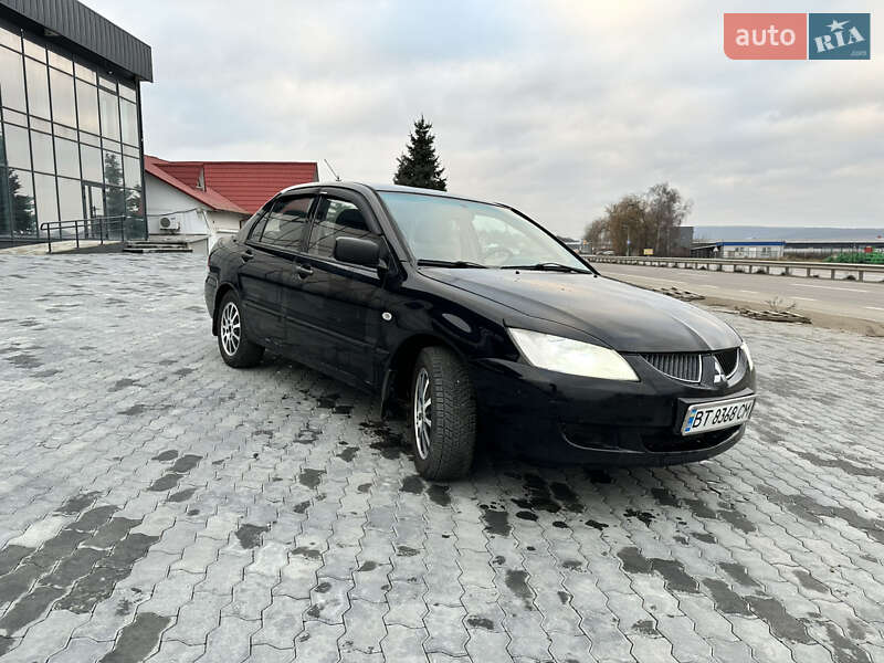 Седан Mitsubishi Lancer 2005 в Черновцах фото 3 Седан Mitsubishi Lancer 2005 в Черновцах