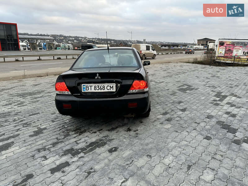 Седан Mitsubishi Lancer 2005 в Черновцах фото 6 Седан Mitsubishi Lancer 2005 в Черновцах