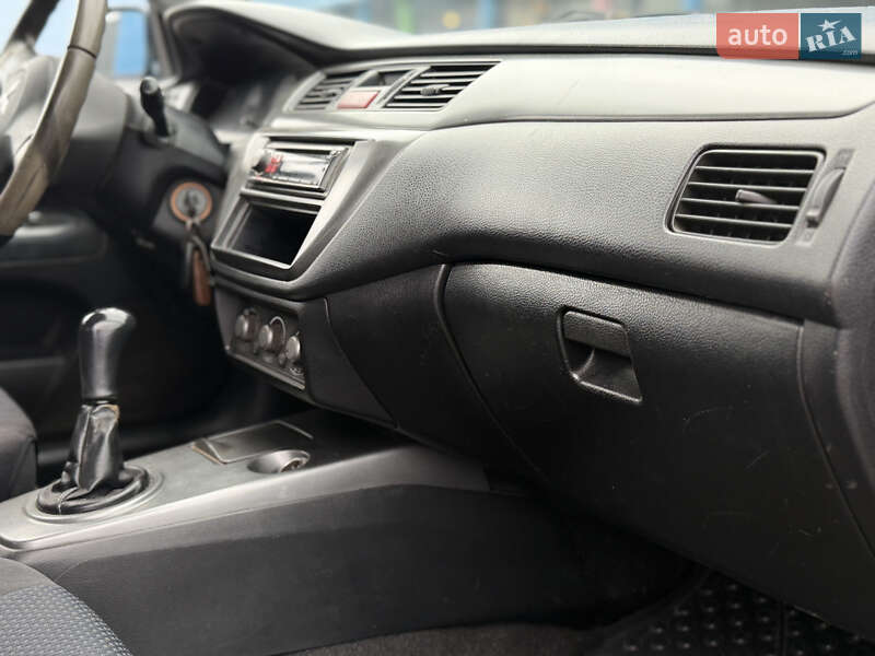 Седан Mitsubishi Lancer 2006 в Києві фото 24 Седан Mitsubishi Lancer 2006 в Києві