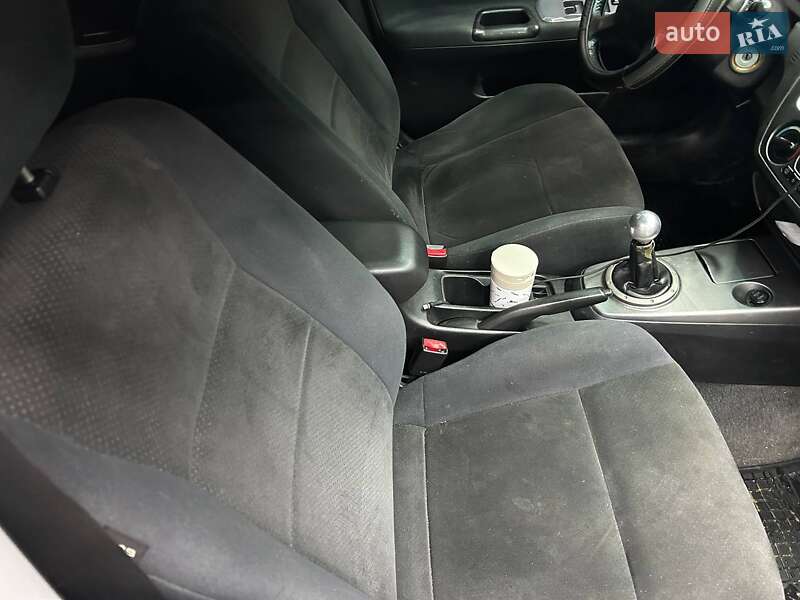 Седан Mitsubishi Lancer 2006 в Чернівцях фото 13 Седан Mitsubishi Lancer 2006 в Чернівцях