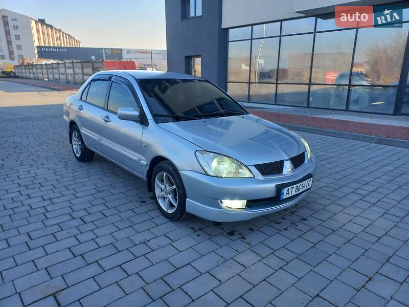 Седан Mitsubishi Lancer 2009 в Ивано-Франковске