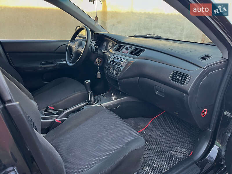 Седан Mitsubishi Lancer 2007 в Бродах фото 22 Седан Mitsubishi Lancer 2007 в Бродах