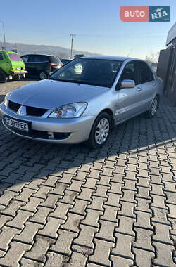Седан Mitsubishi Lancer 2007 в Черновцах