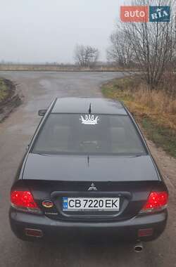 Седан Mitsubishi Lancer 2004 в Чернігові