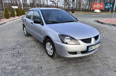 Седан Mitsubishi Lancer 2004 в Виннице