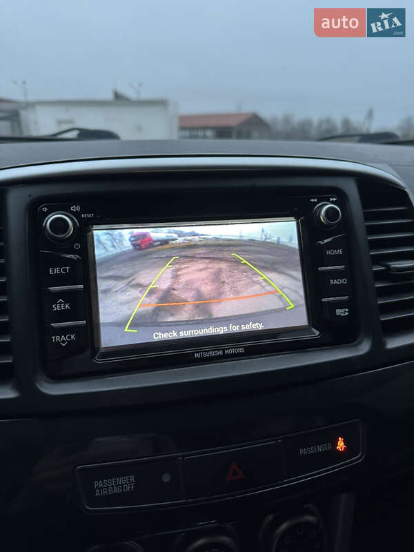 Седан Mitsubishi Lancer 2017 в Києві фото 26 Седан Mitsubishi Lancer 2017 в Києві