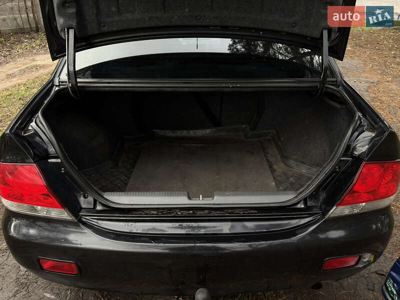 Седан Mitsubishi Lancer 2006 в Макарові