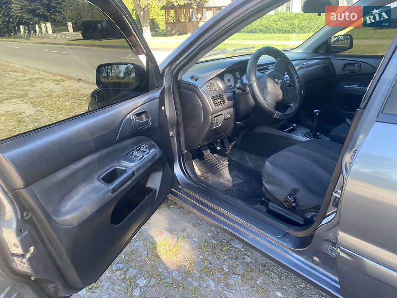 Седан Mitsubishi Lancer 2006 в Белой Церкви