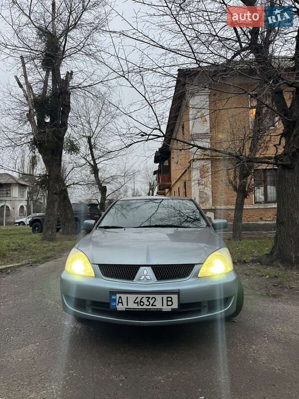 Седан Mitsubishi Lancer 2006 в Киеве