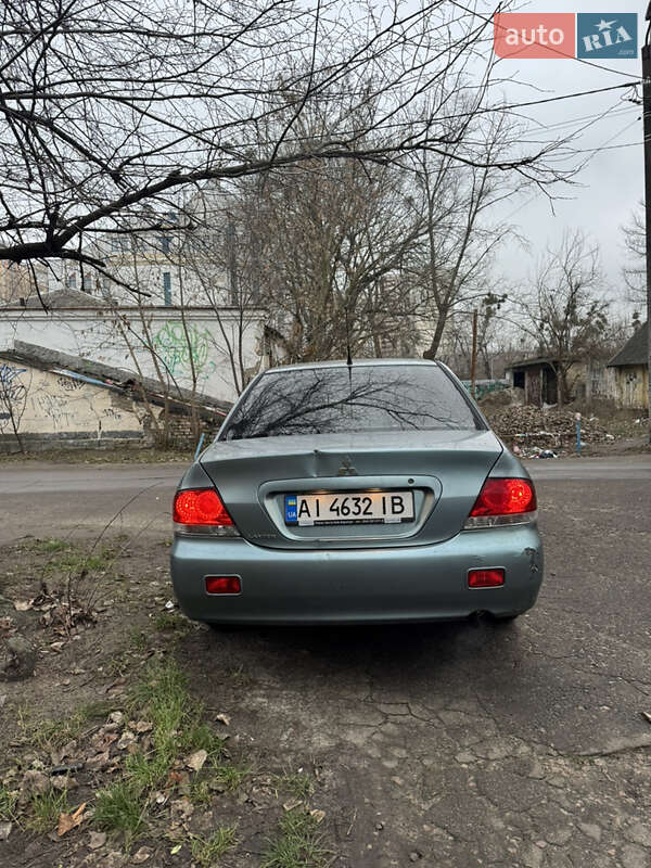 Седан Mitsubishi Lancer 2006 в Киеве