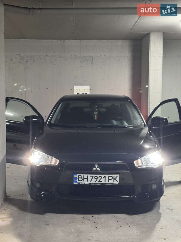 Седан Mitsubishi Lancer 2008 в Ізмаїлі