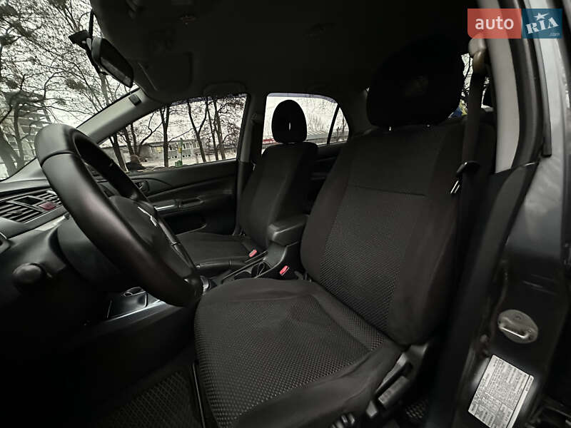 Седан Mitsubishi Lancer 2007 в Києві фото 15 Седан Mitsubishi Lancer 2007 в Києві