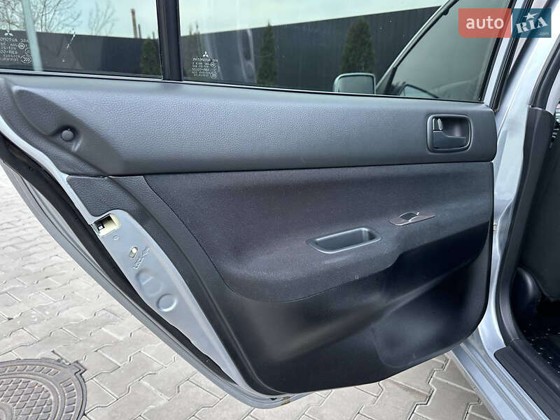 Седан Mitsubishi Lancer 2008 в Дніпрі