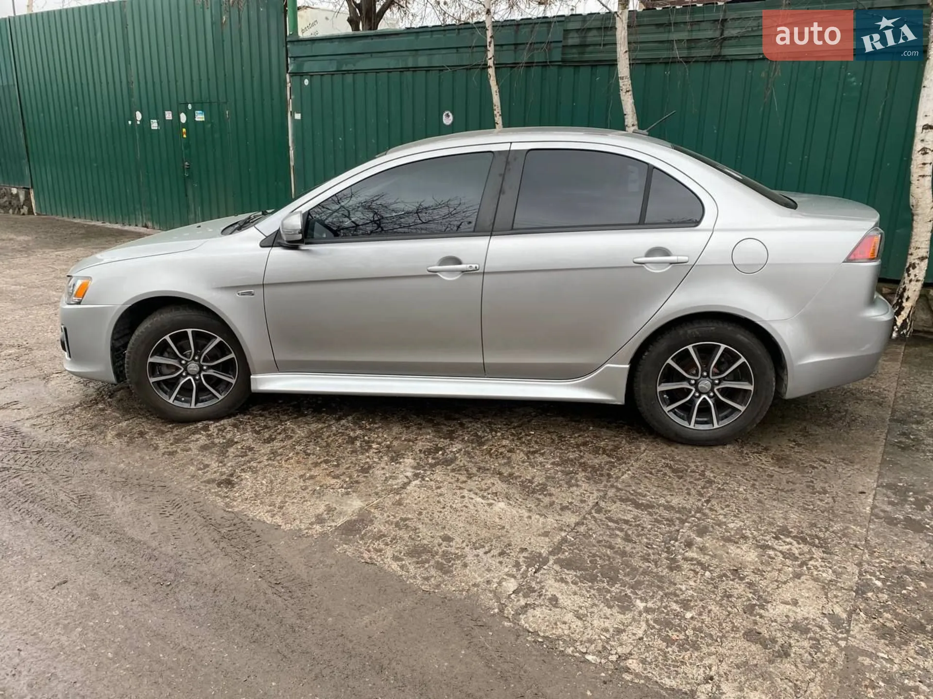 2016 Mitsubishi Lancer - мініатюра 16
