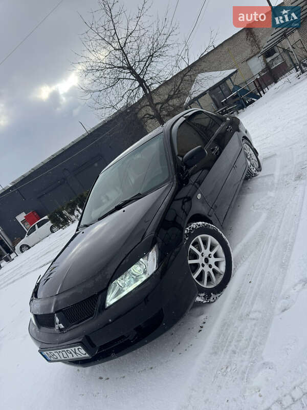 Седан Mitsubishi Lancer 2006 в Гайсину