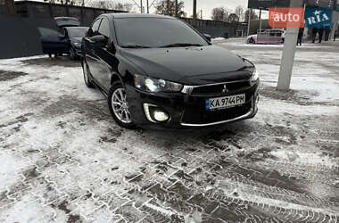 Седан Mitsubishi Lancer 2016 в Коцюбинском