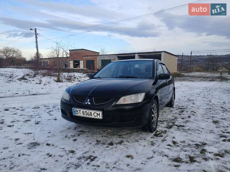 Седан Mitsubishi Lancer 2005 в Герце