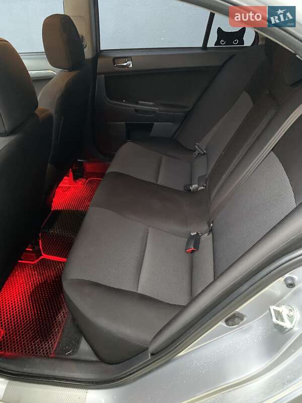 Седан Mitsubishi Lancer 2008 в Києві фото 13 Седан Mitsubishi Lancer 2008 в Києві
