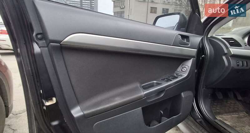 Седан Mitsubishi Lancer 2008 в Києві фото 27 Седан Mitsubishi Lancer 2008 в Києві