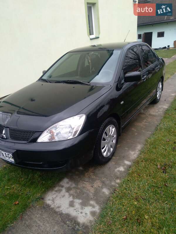 Седан Mitsubishi Lancer 2006 в Львові фото 9 Седан Mitsubishi Lancer 2006 в Львові