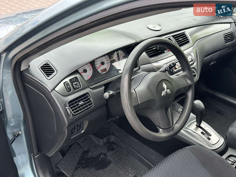 Седан Mitsubishi Lancer 2007 в Виннице