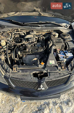 Седан Mitsubishi Lancer 2006 в Верхньодніпровську