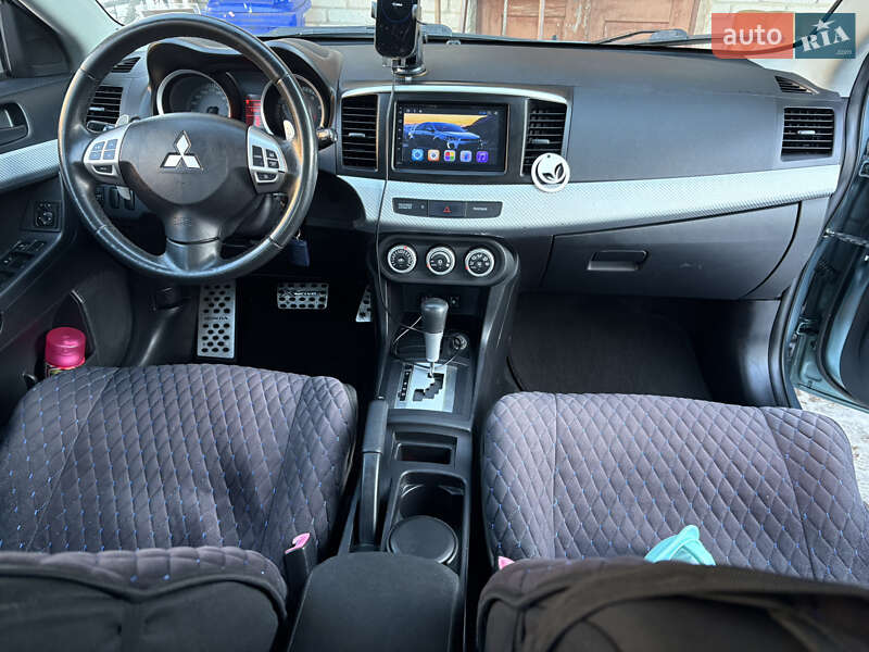 Седан Mitsubishi Lancer 2008 в Львове